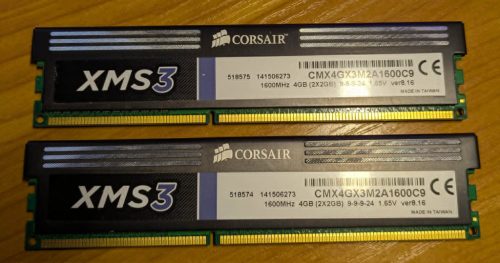 4GB (2x2GB) Corsair SMX3 DDR3 1600MHz KIT(CMX4GX3M2A1600C9) használt