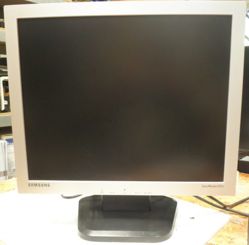 19" Samsung 913V N használt monitor